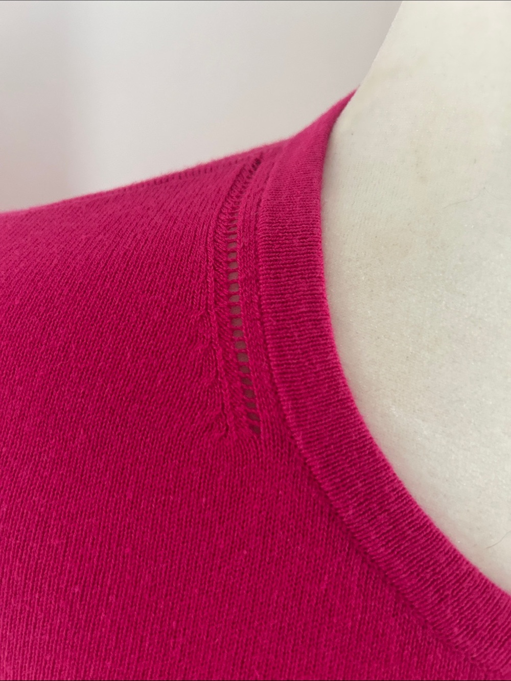 Talbots Fuchsia Cotton/Cashmete Blend Crewneck Cardigan sz S - Picture 3 of 7